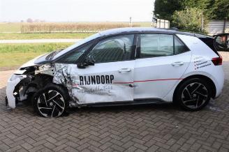 Volkswagen ID.3 ID.3 (E11/E12), Hatchback 5-drs, 2019 First, Life, Pro 58 kWh picture 4