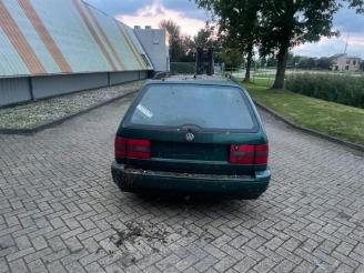Volkswagen Passat Passat (35I), Sedan, 1988 / 1996 2.8 VR6 picture 6