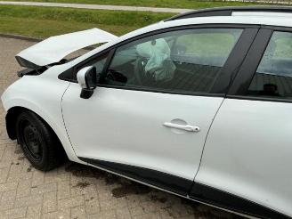 Renault Clio Clio IV Estate/Grandtour (7R), Combi 5-drs, 2012 / 2021 1.5 Energy dCi 90 FAP picture 17