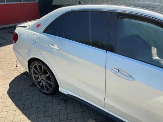 Mercedes E-klasse E-Klasse AMG (W212), Sedan, 2009 / 2016 5.5 E-63 S AMG V8 32V 4-Matic picture 24