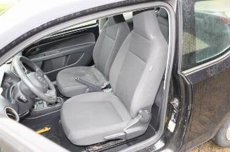 Volkswagen Up! Up! (121), Hatchback, 2011 1.0 12V 60 picture 10