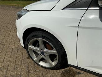 Ford Focus Focus 3 Wagon, Combi, 2010 / 2020 1.0 Ti-VCT EcoBoost 12V 125 picture 31
