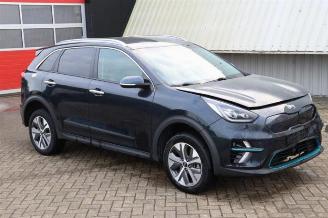 Dezmembrări autoturisme Kia Niro Niro I (DE), SUV, 2016 / 2022 E-Niro 64 kWh 2020/10