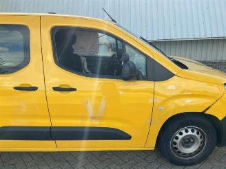 Peugeot Partner Partner (EA//EF/EN/EU), Van, 2018 1.5 BlueHDi 130 picture 32