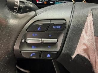 Hyundai Kona Kona (OS), SUV, 2017 / 2023 1.6 GDi HEV 16V picture 16