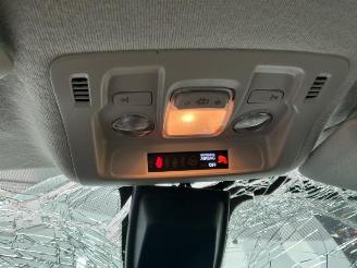 Citroën C3 C3 (SX/SW), Hatchback, 2016 1.2 12V e-THP PureTech 110 picture 16