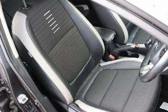 Kia Stonic Stonic (YB), SUV, 2017 1.0i T-GDi 12V picture 18