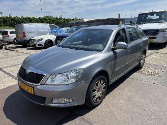 Schadeauto Skoda Octavia 1.2 TSI AMBITION 2012/6
