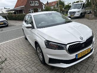 uszkodzony samochody osobowe Skoda Fabia 1.0 TSI AMBITION 2023/8