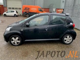 Toyota Aygo Aygo (B10), Hatchback, 2005 / 2014 1.0 12V VVT-i picture 2