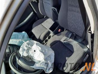 Toyota Corolla Corolla (E12), Hatchback, 2002 / 2007 1.6 16V VVT-i picture 13