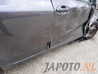 Toyota Yaris Yaris II (P9), Hatchback, 2005 / 2014 1.3 16V VVT-i picture 5