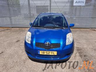 Toyota Yaris Yaris II (P9), Hatchback, 2005 / 2014 1.3 16V VVT-i picture 7