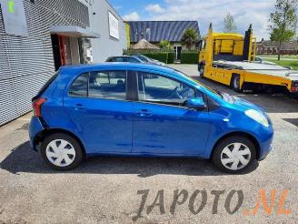 Toyota Yaris Yaris II (P9), Hatchback, 2005 / 2014 1.3 16V VVT-i picture 5
