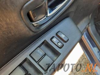 Toyota Yaris Yaris III (P13), Hatchback, 2010 / 2020 1.33 16V Dual VVT-I picture 12