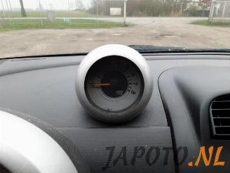 Daihatsu Sirion Sirion 2 (M3), Hatchback, 2005 1.3 16V DVVT picture 15