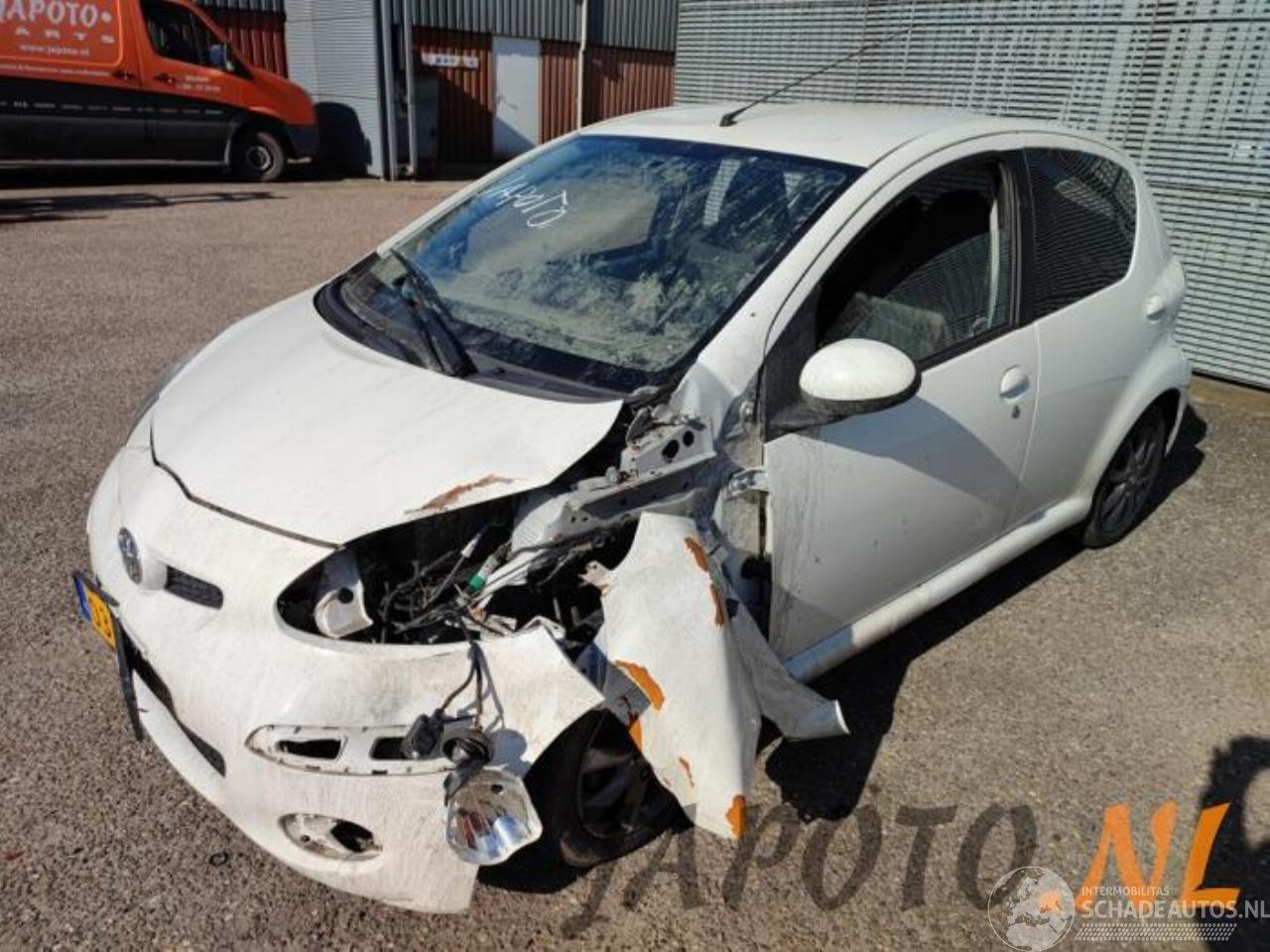 Toyota Aygo Aygo (B10), Hatchback, 2005 / 2014 1.0 12V VVT-i