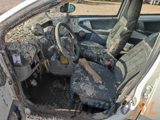 Toyota Aygo Aygo (B10), Hatchback, 2005 / 2014 1.0 12V VVT-i picture 8