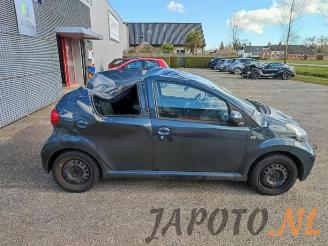 Toyota Aygo Aygo (B10), Hatchback, 2005 / 2014 1.0 12V VVT-i picture 6