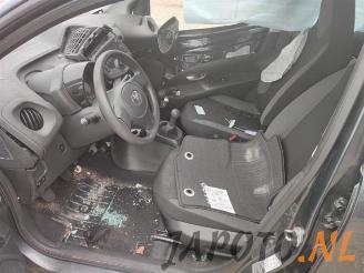 Toyota Aygo Aygo (B40), Hatchback, 2014 1.0 12V VVT-i picture 9