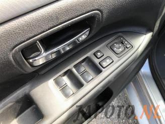 Mitsubishi Outlander Outlander (GF/GG), SUV, 2012 2.0 16V PHEV 4x4 picture 14