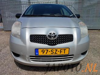 Toyota Yaris Yaris II (P9), Hatchback, 2005 / 2014 1.3 16V VVT-i picture 7