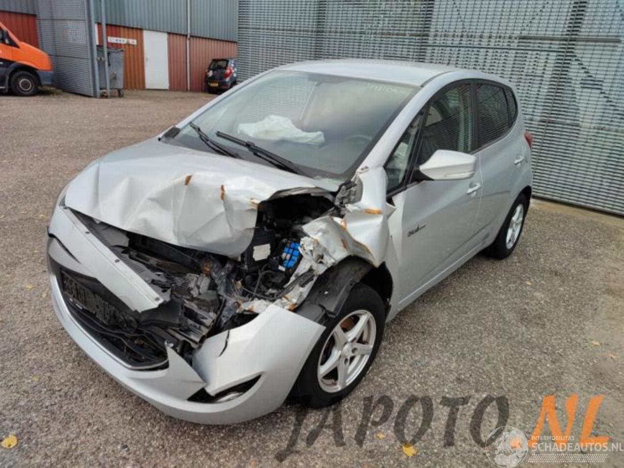 Hyundai Ix20 iX20 (JC), SUV, 2010 / 2019 1.4i 16V