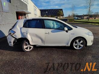 Toyota Auris Auris (E15), Hatchback, 2006 / 2012 1.8 16V HSD Full Hybrid picture 6