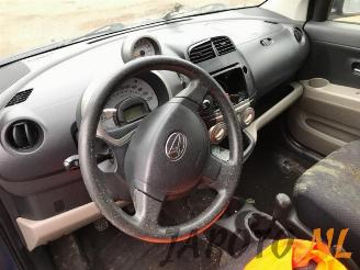 Daihatsu Sirion Sirion 2 (M3), Hatchback, 2005 1.3 16V DVVT picture 11