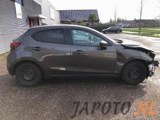 Mazda 2 2 (DJ/DL), Hatchback, 2014 1.5 SkyActiv-G 90 picture 2