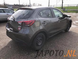 Mazda 2 2 (DJ/DL), Hatchback, 2014 1.5 SkyActiv-G 90 picture 3