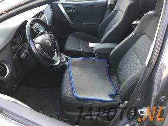 Toyota Auris Auris (E18), Hatchback 5-drs, 2012 / 2019 1.8 16V Hybrid picture 9