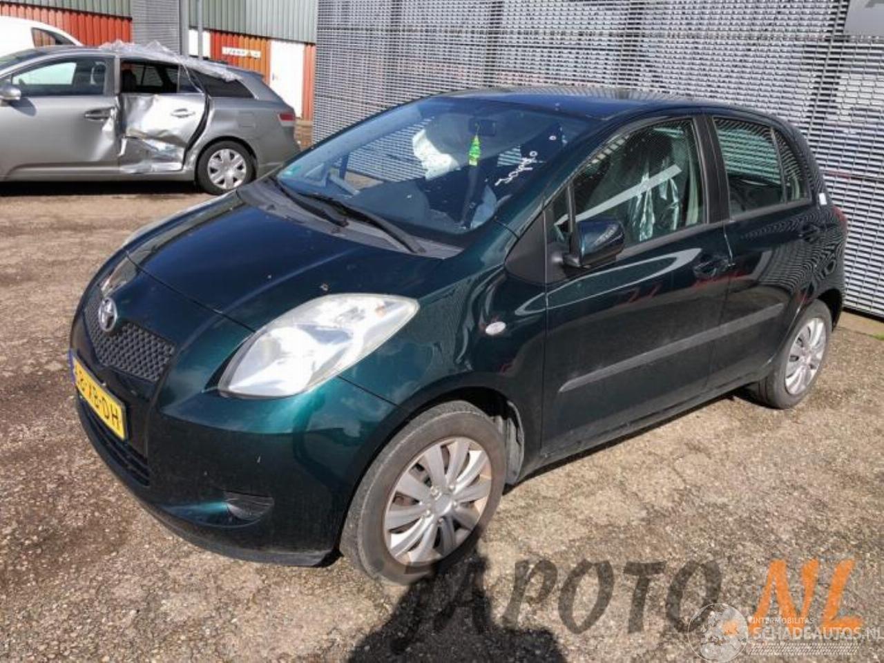 Toyota Yaris Yaris II (P9), Hatchback, 2005 / 2014 1.3 16V VVT-i