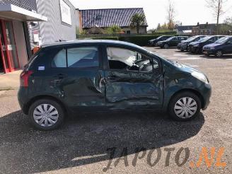 Toyota Yaris Yaris II (P9), Hatchback, 2005 / 2014 1.3 16V VVT-i picture 6