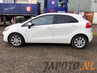 Kia Rio Rio III (UB), Hatchback, 2011 / 2017 1.2 CVVT 16V picture 7