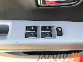 Daihatsu Sirion Sirion 2 (M3), Hatchback, 2005 1.3 16V DVVT picture 10