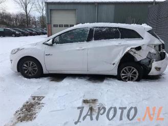 Hyundai I-30 i30 Wagon (GDHF5), Combi, 2012 1.6 GDI Blue 16V picture 11