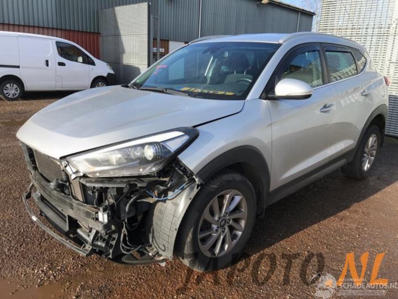 Hyundai Tucson Tucson (TL), SUV, 2015 1.7 CRDi 16V 2WD