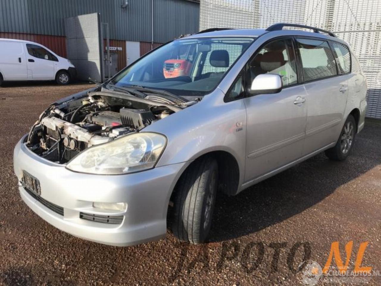 Toyota Avensis-verso Avensis Verso (M20), MPV, 2001 / 2005 2.0 16V VVT-i D-4