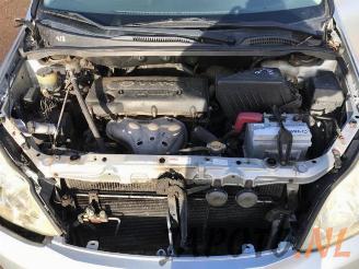 Toyota Avensis-verso Avensis Verso (M20), MPV, 2001 / 2005 2.0 16V VVT-i D-4 picture 13