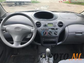 Toyota Yaris Yaris (P1), Hatchback, 1999 / 2005 1.0 16V VVT-i picture 7