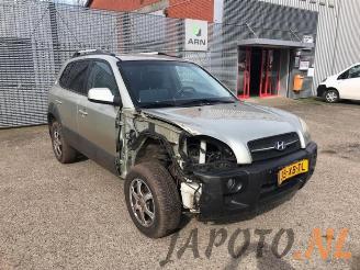 Hyundai Tucson Tucson (JM), SUV, 2004 / 2010 2.0 16V CVVT 4x2 picture 2