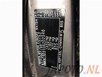 Toyota Yaris Yaris III (P13), Hatchback, 2010 / 2020 1.0 12V VVT-i picture 14