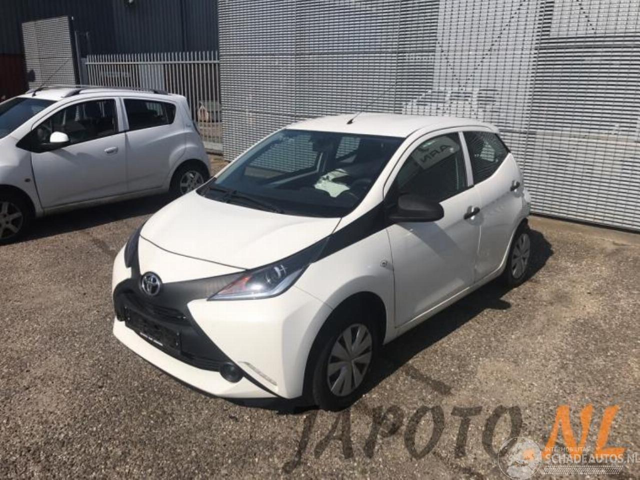 Toyota Aygo Aygo (B40), Hatchback, 2014 1.0 12V VVT-i