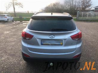 Hyundai Ix35 iX35 (LM), SUV, 2009 / 2015 2.0 16V picture 4