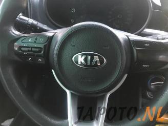 Kia Picanto Picanto (JA), Hatchback, 2017 1.0 12V picture 13