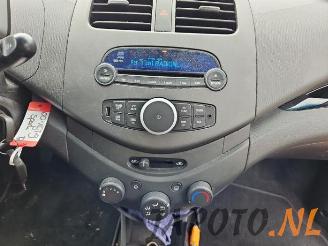 Chevrolet Spark Spark (M300), Hatchback, 2010 1.0 16V Bifuel picture 10