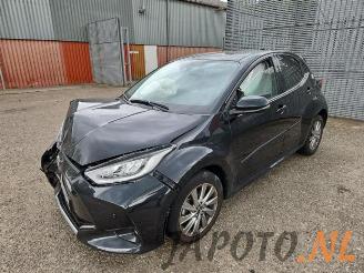 Vrakbiler auto Mazda 2 2 Hybrid, Hatchback, 2022 1.5 12V 2023/6