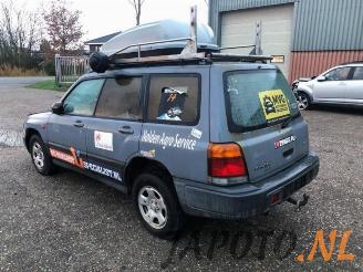 Subaru Forester Forester (SF), SUV, 1997 / 2002 2.0 16V picture 3