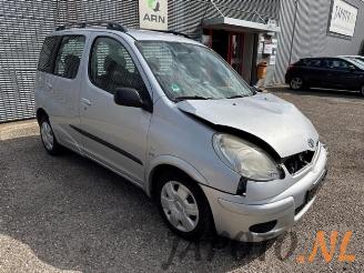 Toyota Yaris-verso Yaris Verso (P2), MPV, 1999 / 2005 1.3 16V picture 2